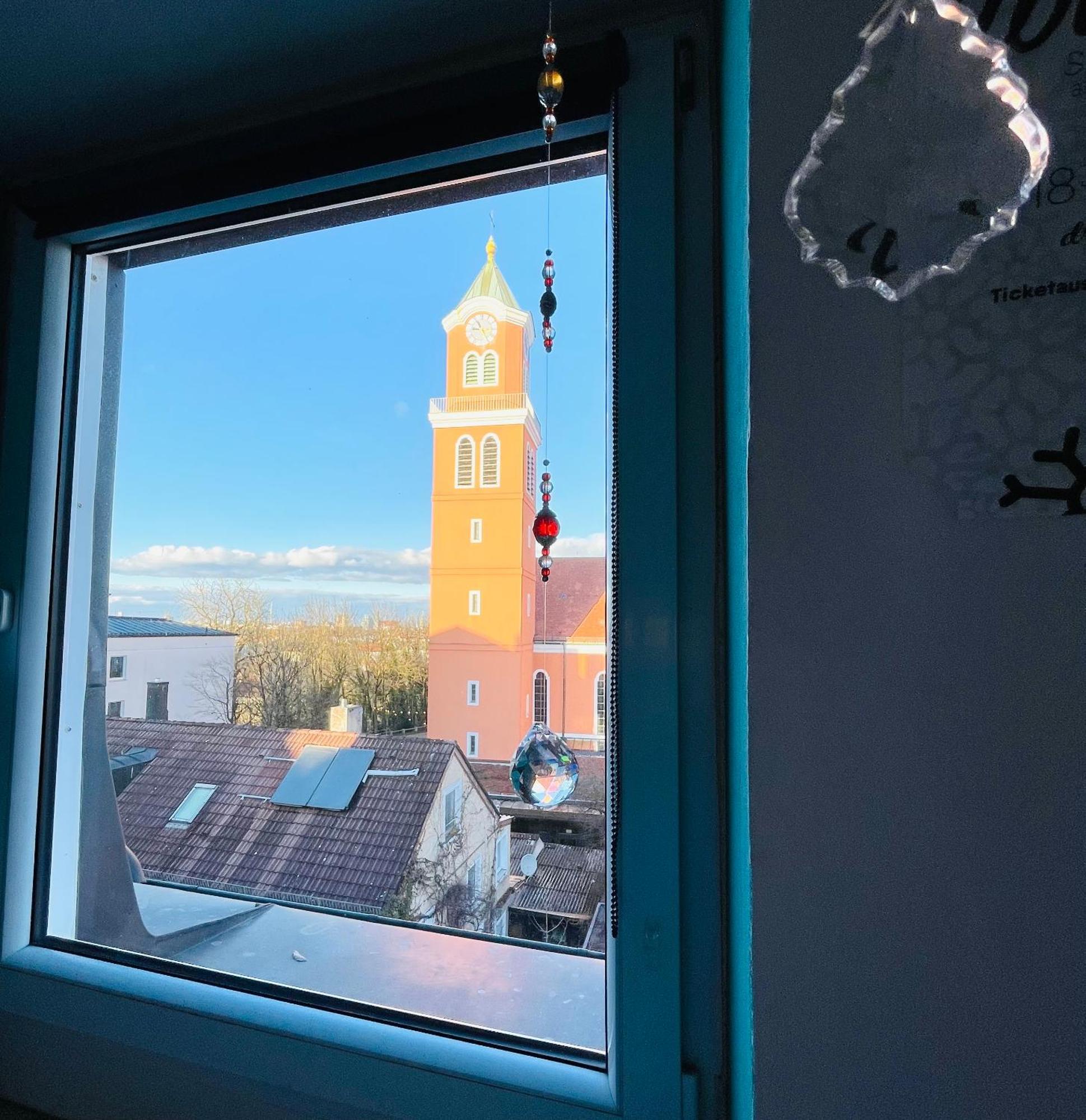 Helle, Grosse, Zentrale Mit Balkon * Munich