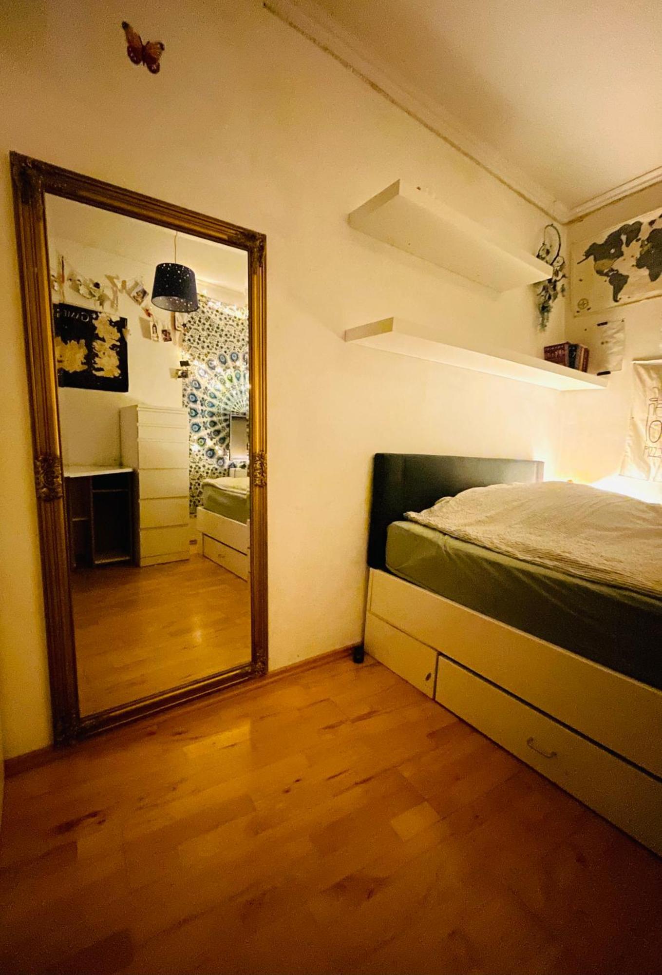 Apartment Helle, Grosse, Zentrale Mit Balkon *