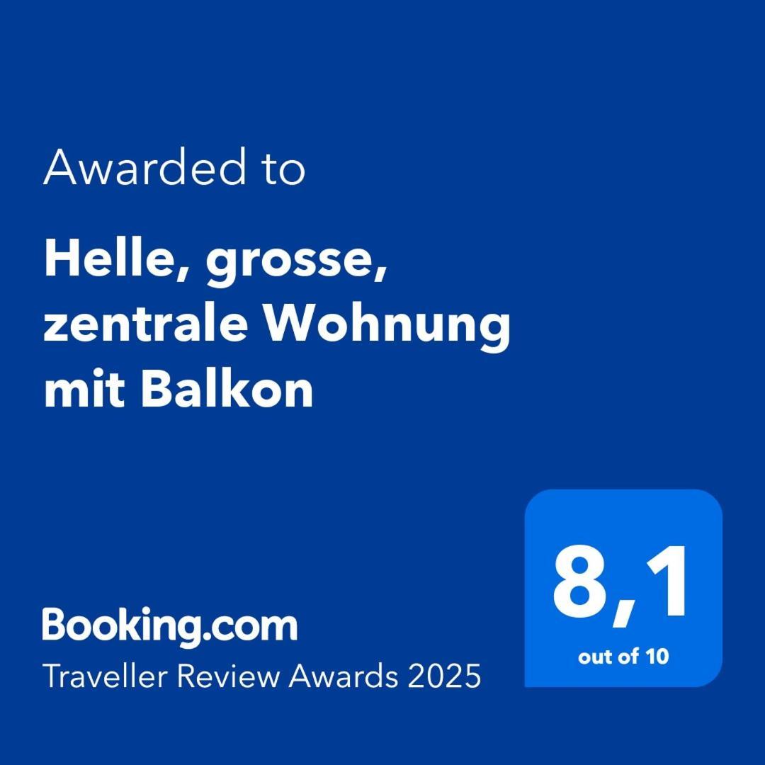 Helle, Grosse, Zentrale Mit Balkon *